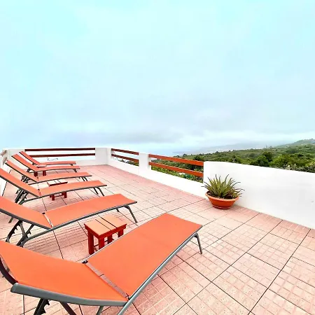 Country house Bonito Apartamento De Un Dormitorio Con Terraza, Solarium Y Vistas Al Mar